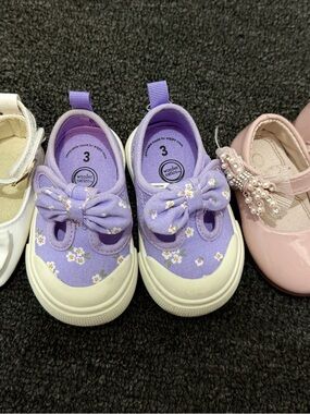 wonder nation Lilac Floral Bow Baby Walker Sneakers